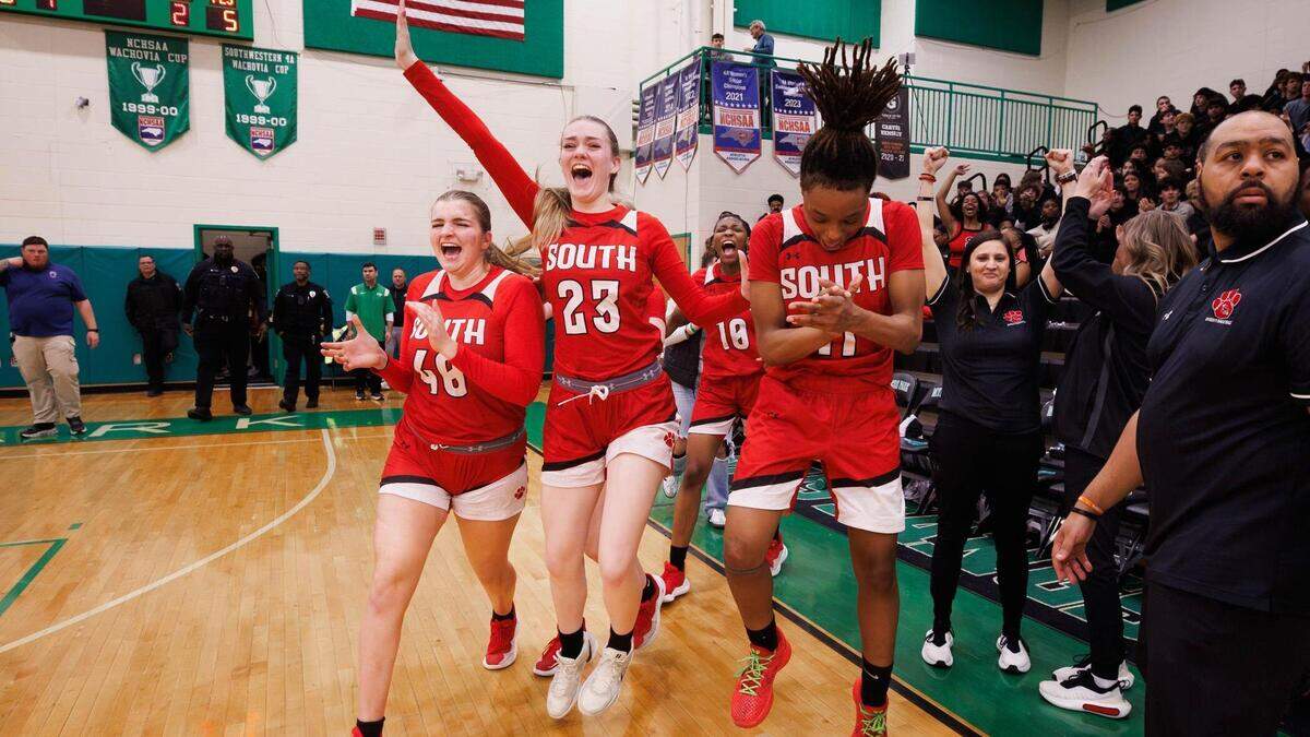 South Mecklenburg’s girls’ basketball team upset Mallard Creek on Tuesday, Dec. 16, 2025. On Monday, South meck won its bracket at the John Wall Holiday Invitational in Raleigh.