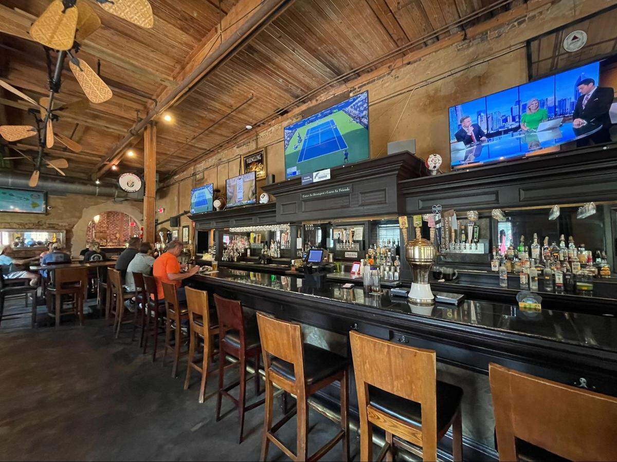 End the evening with dinner at Brickhouse Tavern.