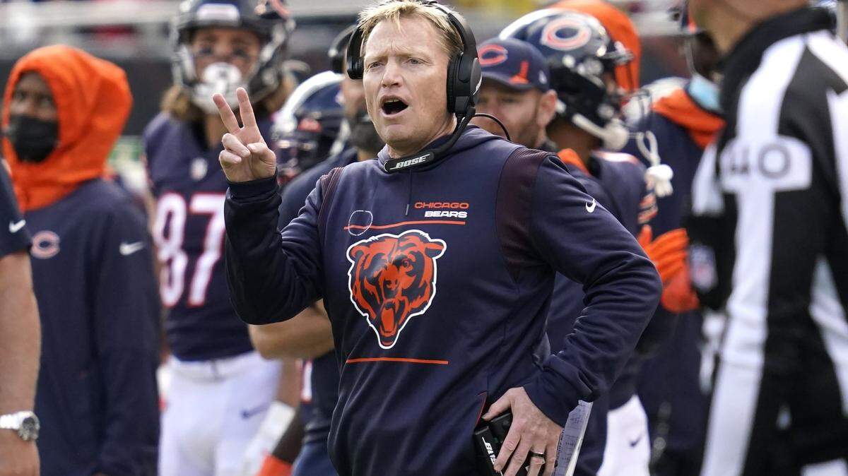Chicago Bears acting head coach Chris Tabor directs his team during the first half of an NFL football game against the San Francisco 49ers on Sunday, Oct. 31, 2021, in Chicago. Tabor was hired this week to be the Panthers’ special teams coordinator. (AP Photo/Nam Y. Huh, File)