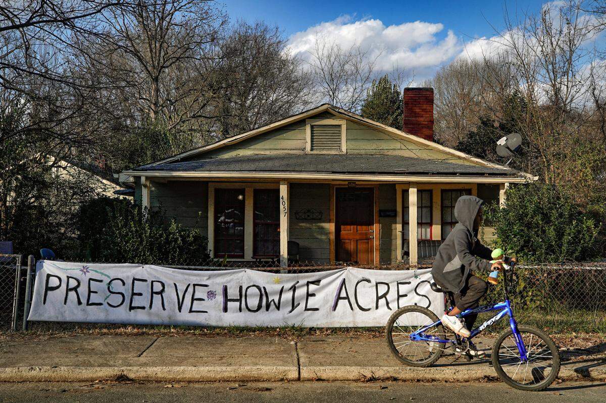 Three streets near a new Mecklenburg County community resource center could honor the history of Charlotte’s Howie Acres neighborhood.