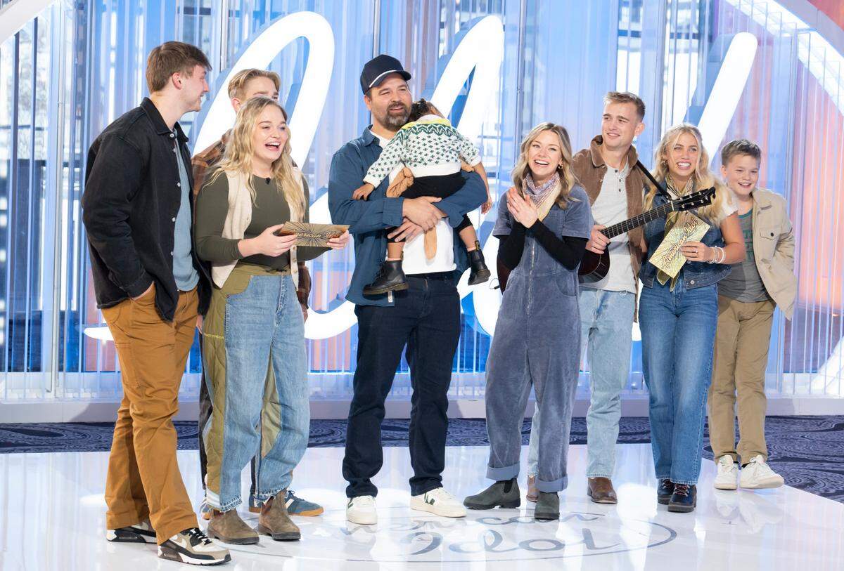 The Dasher family celebrates after Laela and Max earn their tickets to Hollywood.
