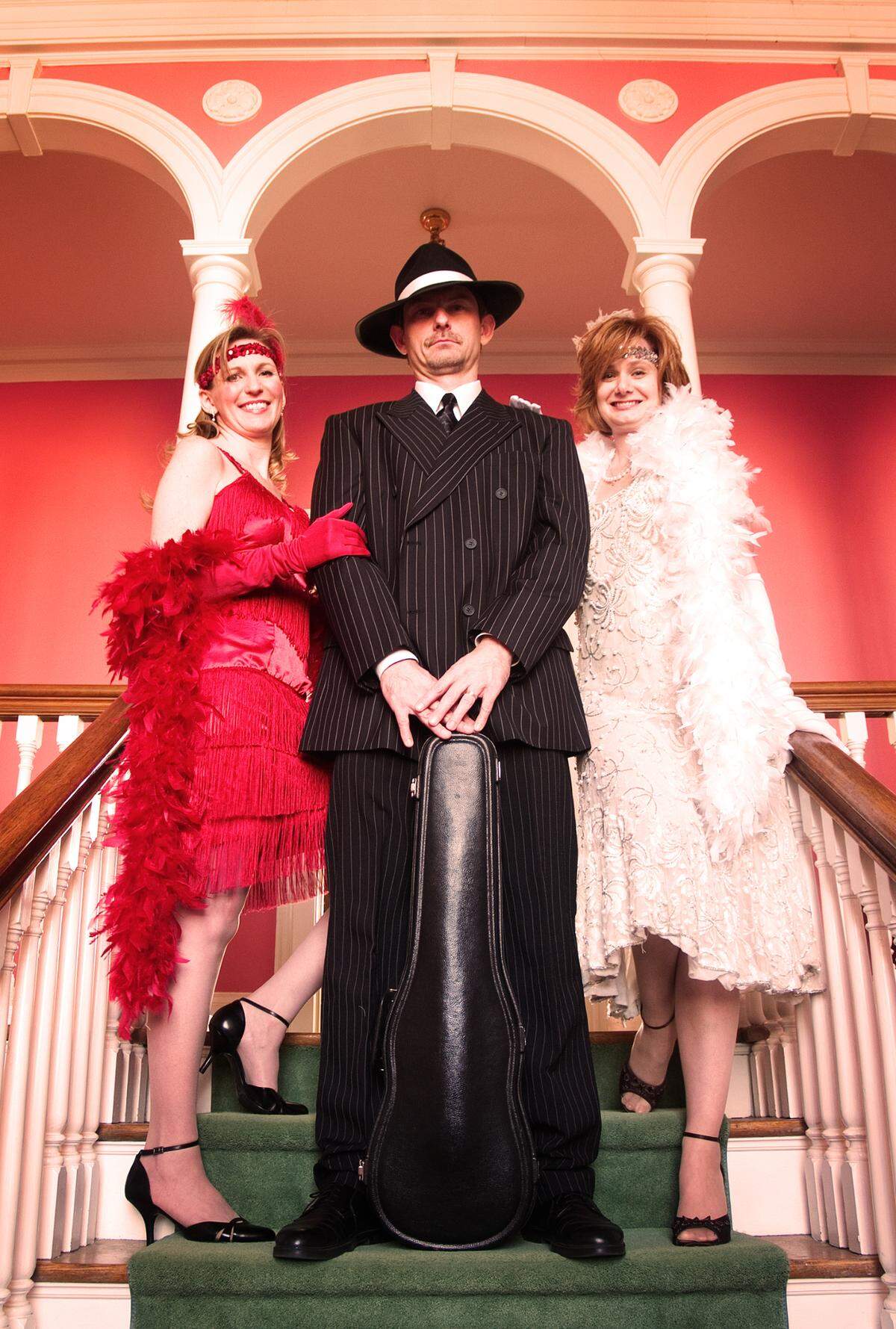 Taste of Belmont 2007 was held at Stowe Manor with a Roaring ’20s theme to benefit the Belmont Historical Society.