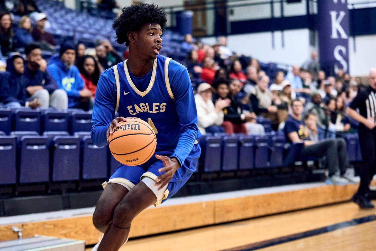 Southlake Christian Academy wing Jalen Paige (11) looks for an open teammate in the first half of the 2025 Charlotte Latin Invitational Finals against Charlotte Catholic.