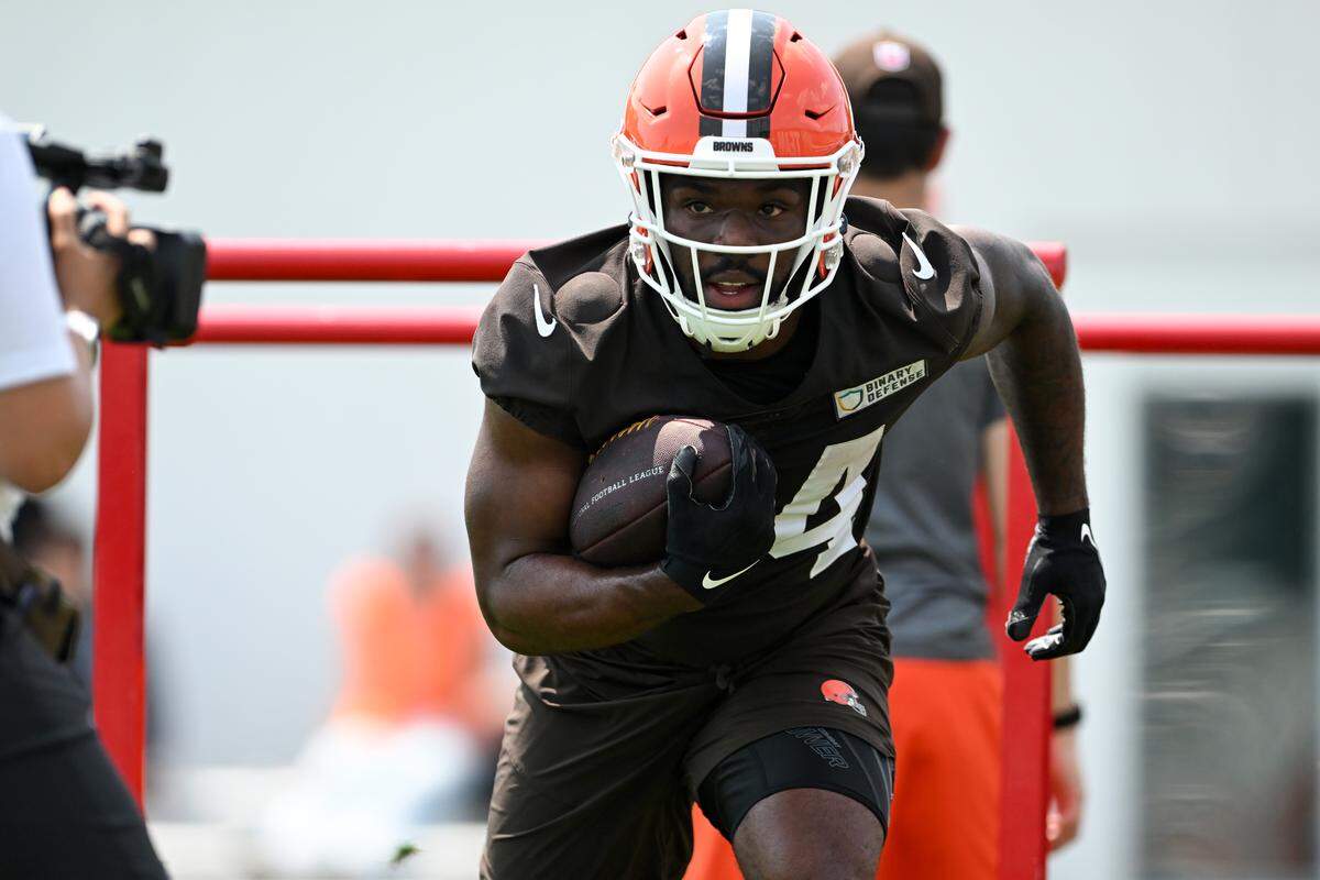 Cleveland Browns running back Jerome Ford runs a drill during Cleveland Browns OTA offseason workouts at CrossCountry Mortgage Campus on June 4, 2025 in Berea, Ohio. (Photo by Nick Cammett/Getty Images)