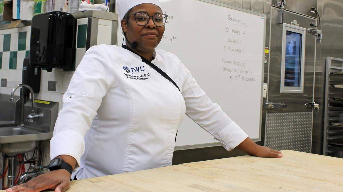 Quientina Stewart, a chef and professor at Johnson & Wales University, is on a mission to make soul food healthier.