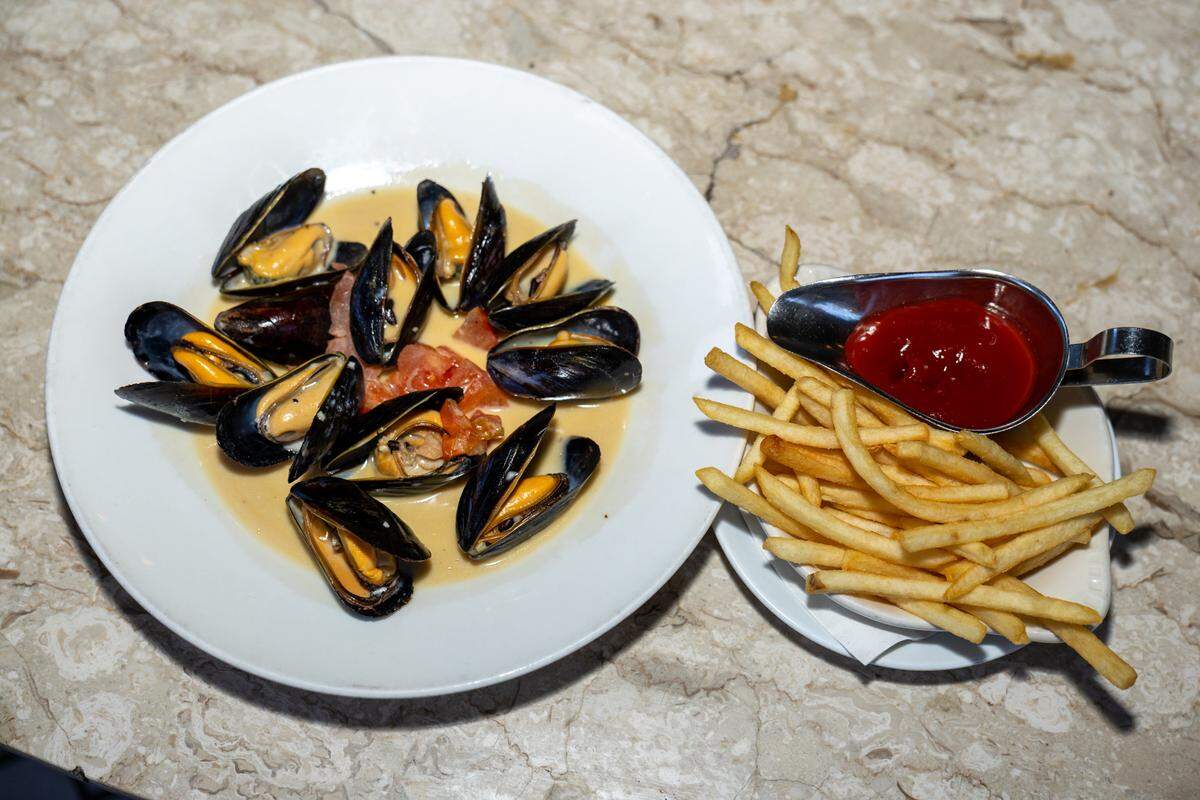 Mussles & Frites at Cafe Monte.