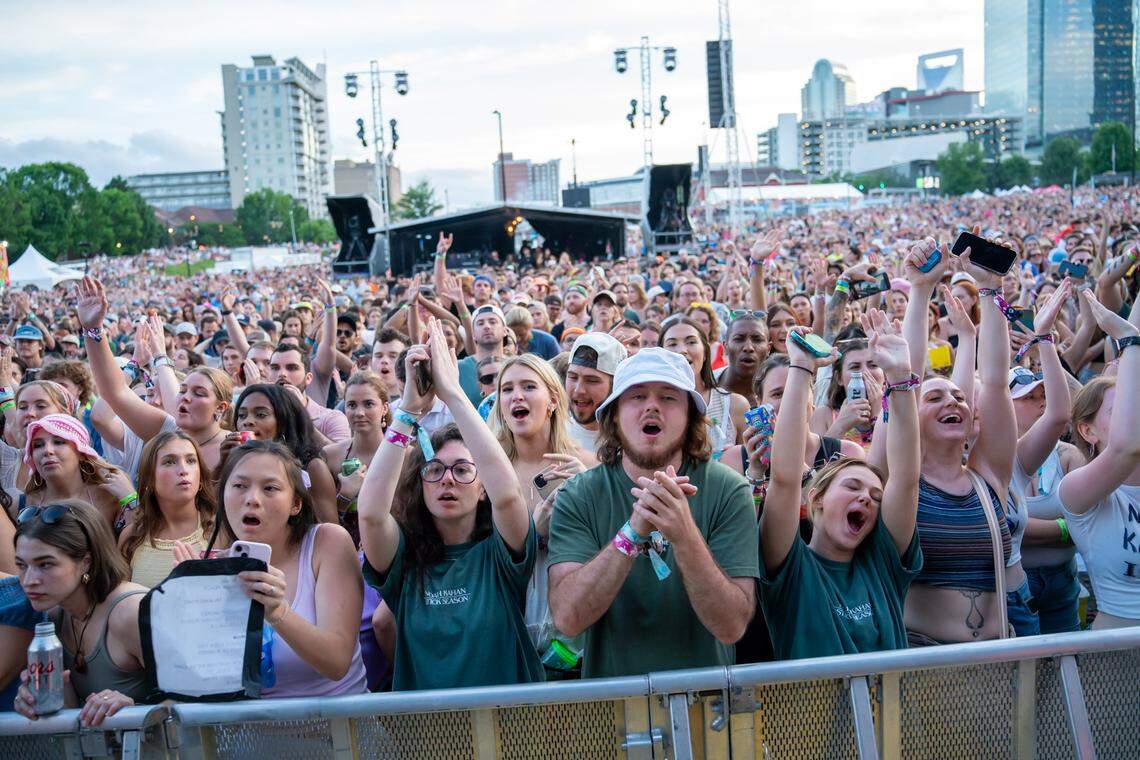 Fans at Lovin’ Life Music Fest.