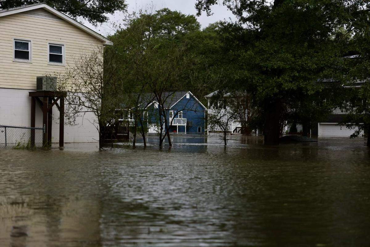 Residents of the Riverside Drive area are being evacuated as water continues to rise Friday morning, Sept. 27, 2024.
