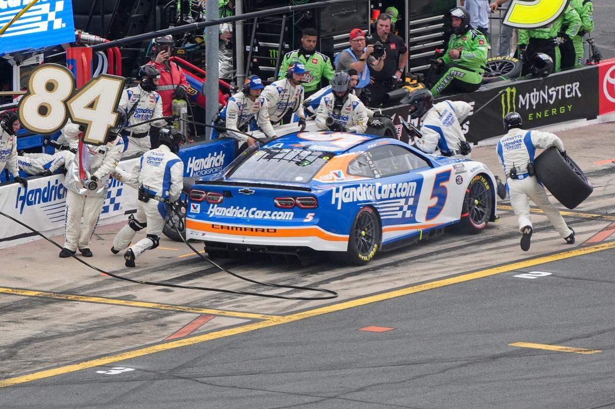 NASCAR Cup Series driver Justin Allgaier (5) in the pits Sunday at Charlotte Motor Speedway. / Jim Dedmon-USA TODAY Sports