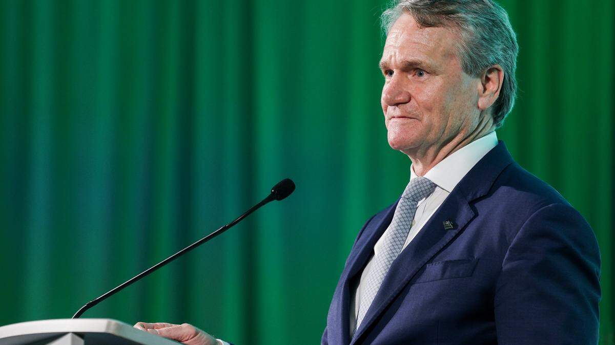 Brian Moynihan, Chair and CEO of Bank of America delivers remarks after being honored with the Distinguished Service Award at UNC Charlotte on Monday, March 30, 2026.