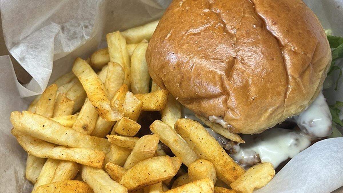 Good Food by Food Geeks offers burgers, wings, salads and more.
