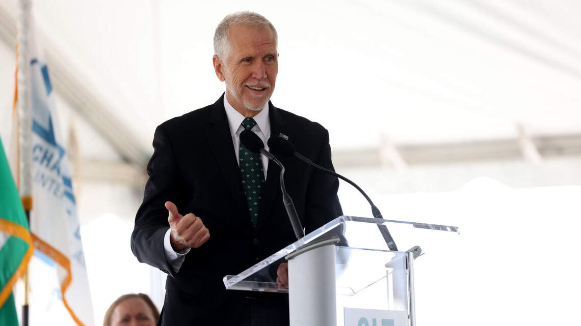 Thom Tillis defies Trump, tells colleagues to ‘grow a spine’ on Ukraine | Opinion