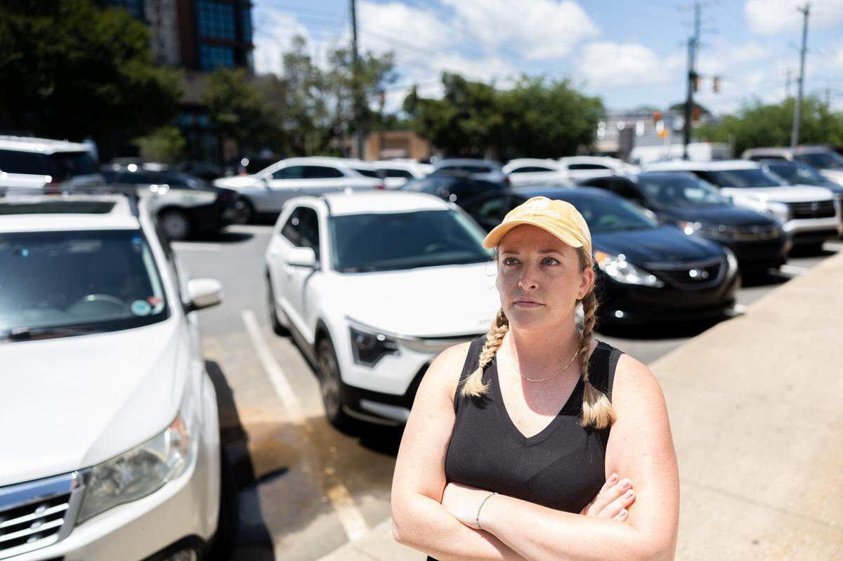 Says Liz Beaumont of the $275 charge to remove the boot: “He’s enjoying making a bunch of money while I’m worried about paying off my credit card statement.”