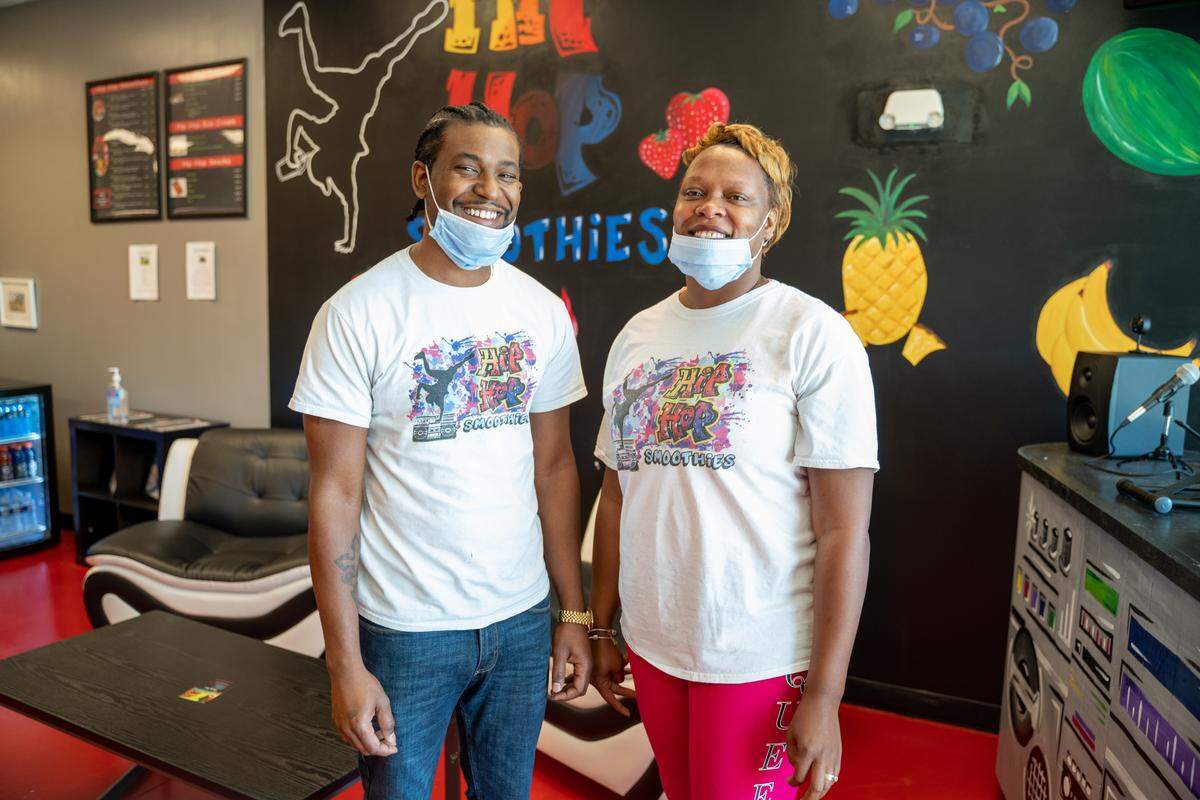 Hip Hop Smoothies co-owners Roberto (Carlos) and Shamika Brooks.