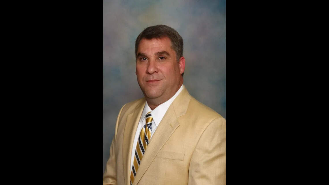 ‘Passion to help.’ Belmont Mayor Richard Turner dies after suffering stroke