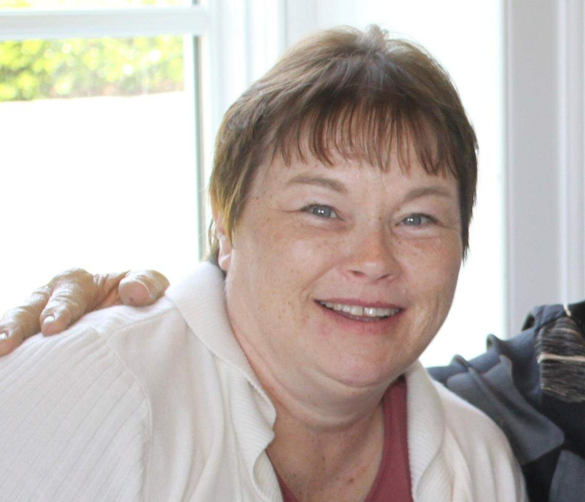 Beth Davis, a Charlotte native who worked with her mother at McNinch House Restaurant, died Nov. 25, 2022, at age 66.