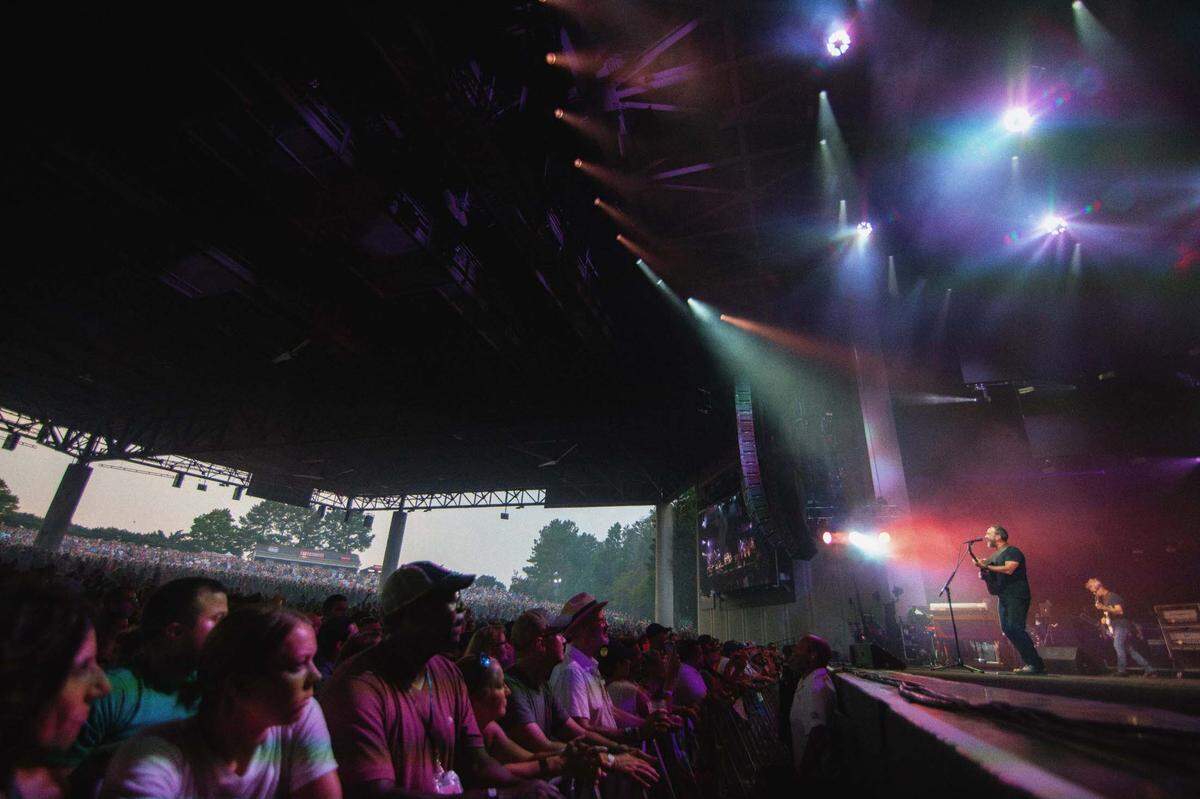 Dave Matthews performs to a sea of fans at PNC Music Pavilion.