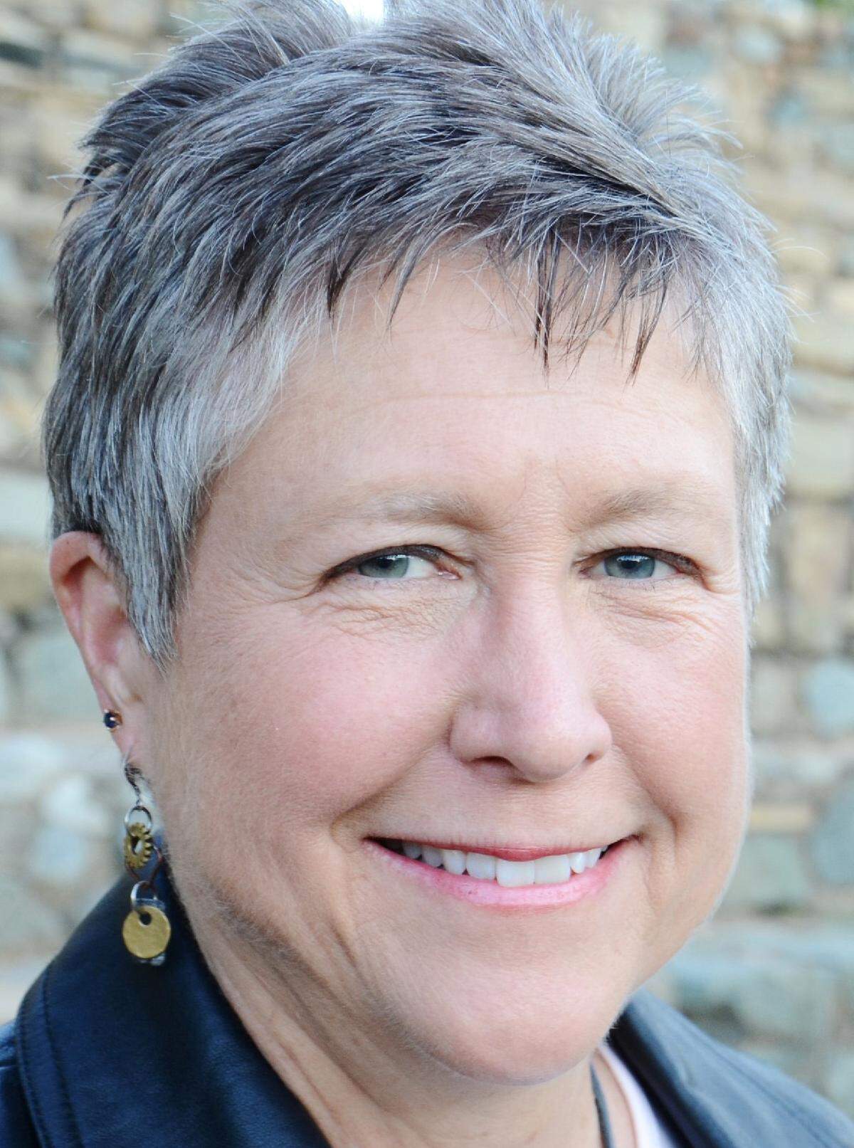 Lucinda Lucas