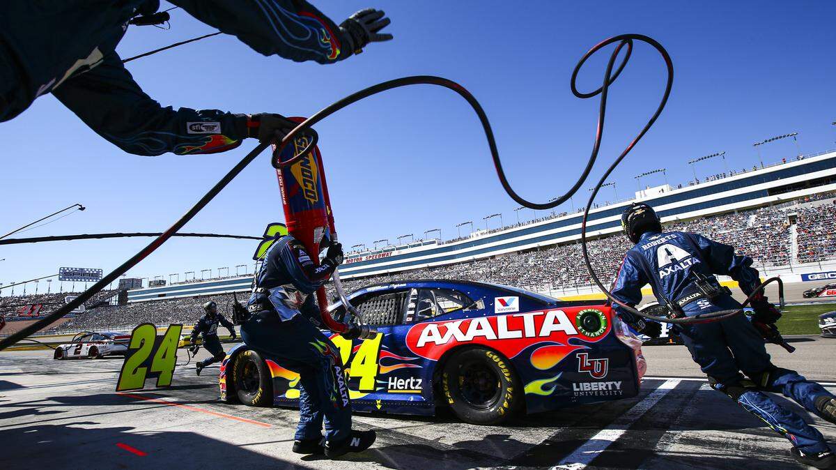 William Byron (24) pits during a NASCAR Cup Series auto race at the Las Vegas Motor Speedway on Sunday, Feb. 23, 2020. (AP Photo/Chase Stevens)