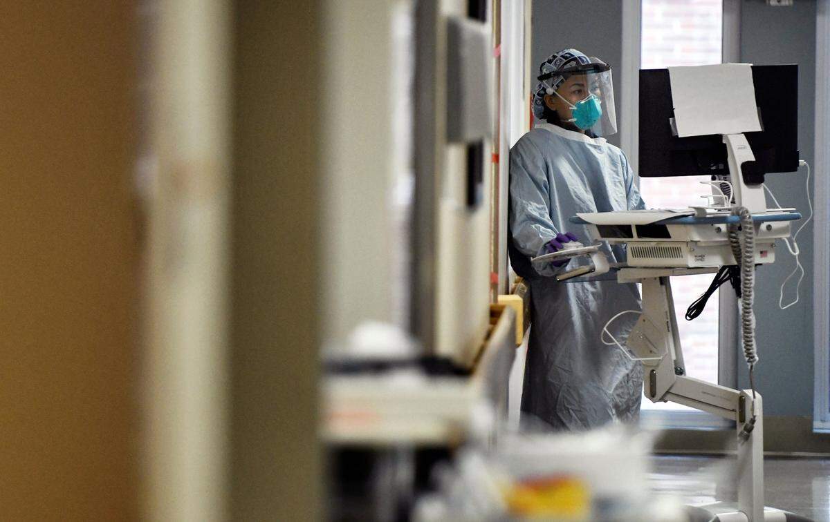 The vast majority of coronavirus patients in Charlotte ICUs are unvaccinated, doctors emphasized Tuesday.