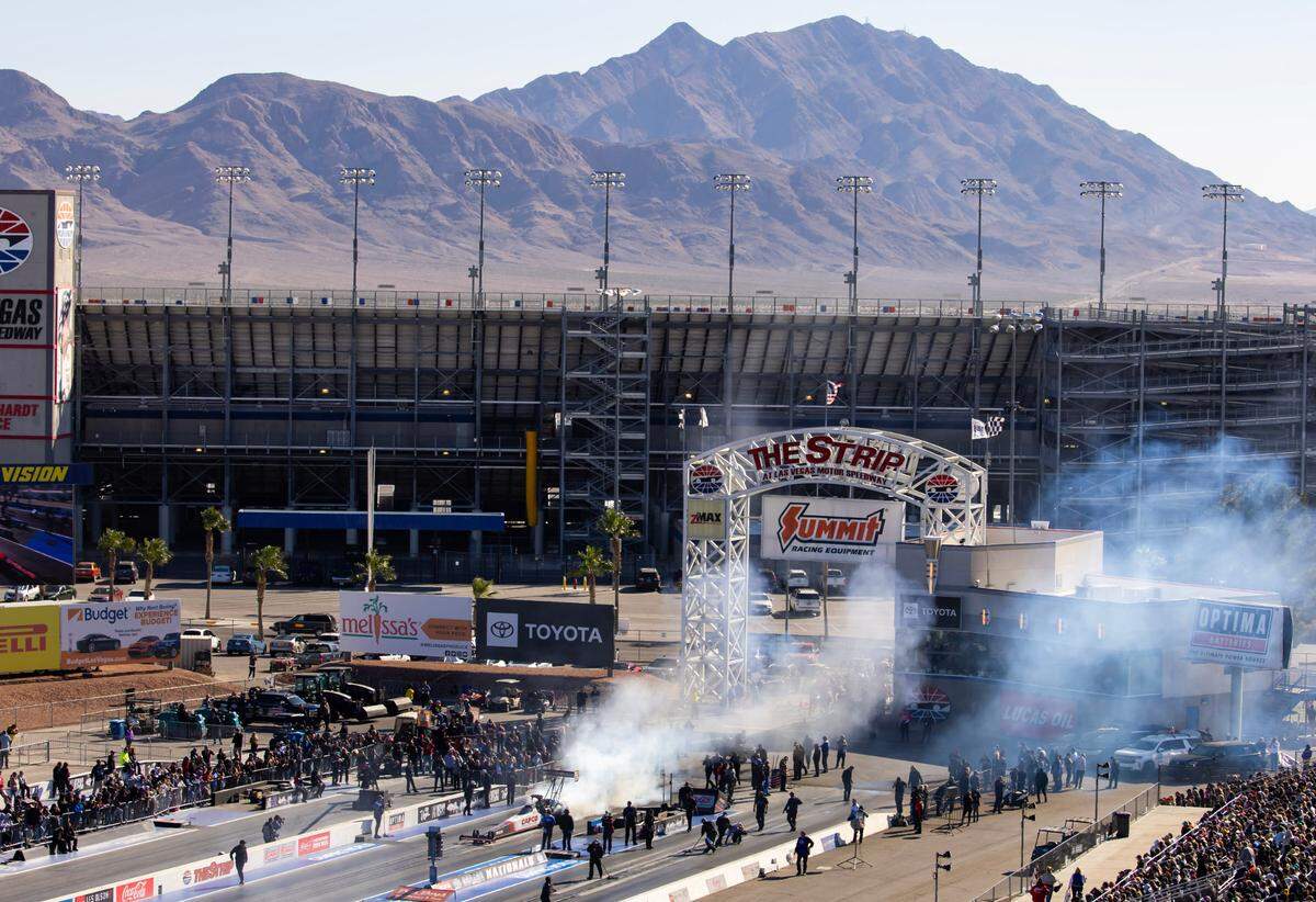 Las Vegas Motor Speedway hosted the NHRA’s Nevada Nationals. Overall view of The Strip as top fuel driver Steve Torrence does a burnout.