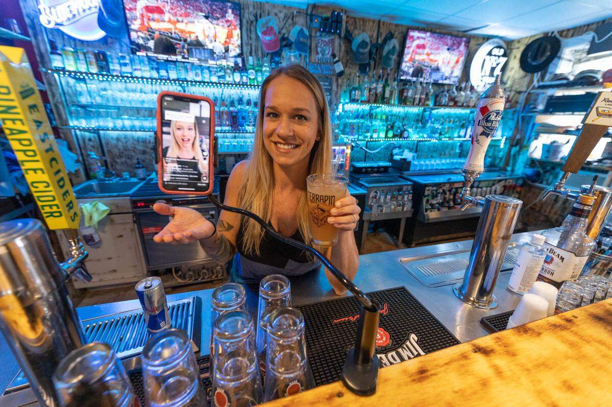 In January, Michelle Kimball made a video that went viral, acting out the importance of listening to your server when they offer a warning about certain menu items.