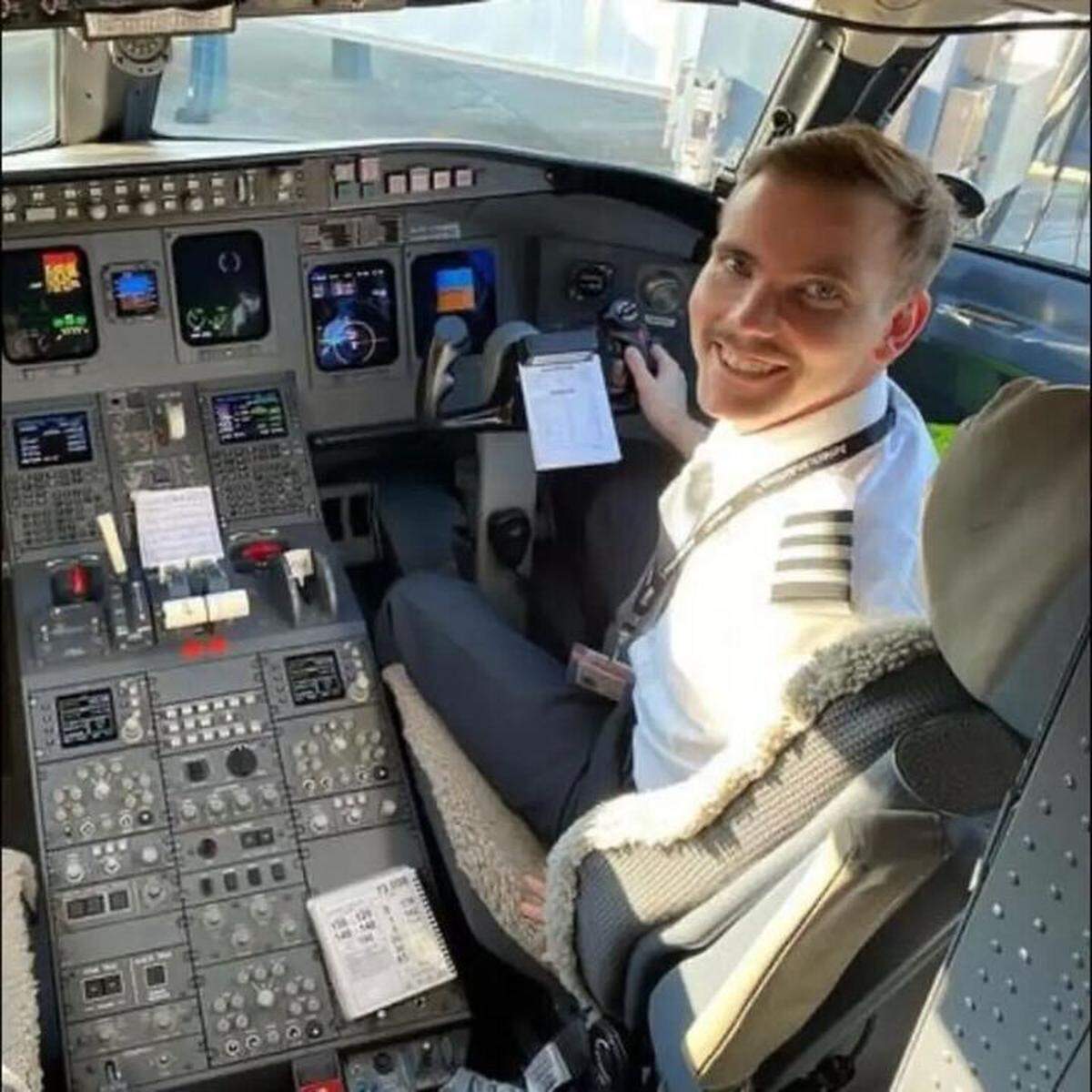 Samuel Lilley, 28, was first officer on American Airlines Flight 5342, the flight that collided with a military Black Hawk helicopter Wednesday night in Washington, D.C. Lilley was one of 67 people killed, and one of several with ties to the Charlotte area.