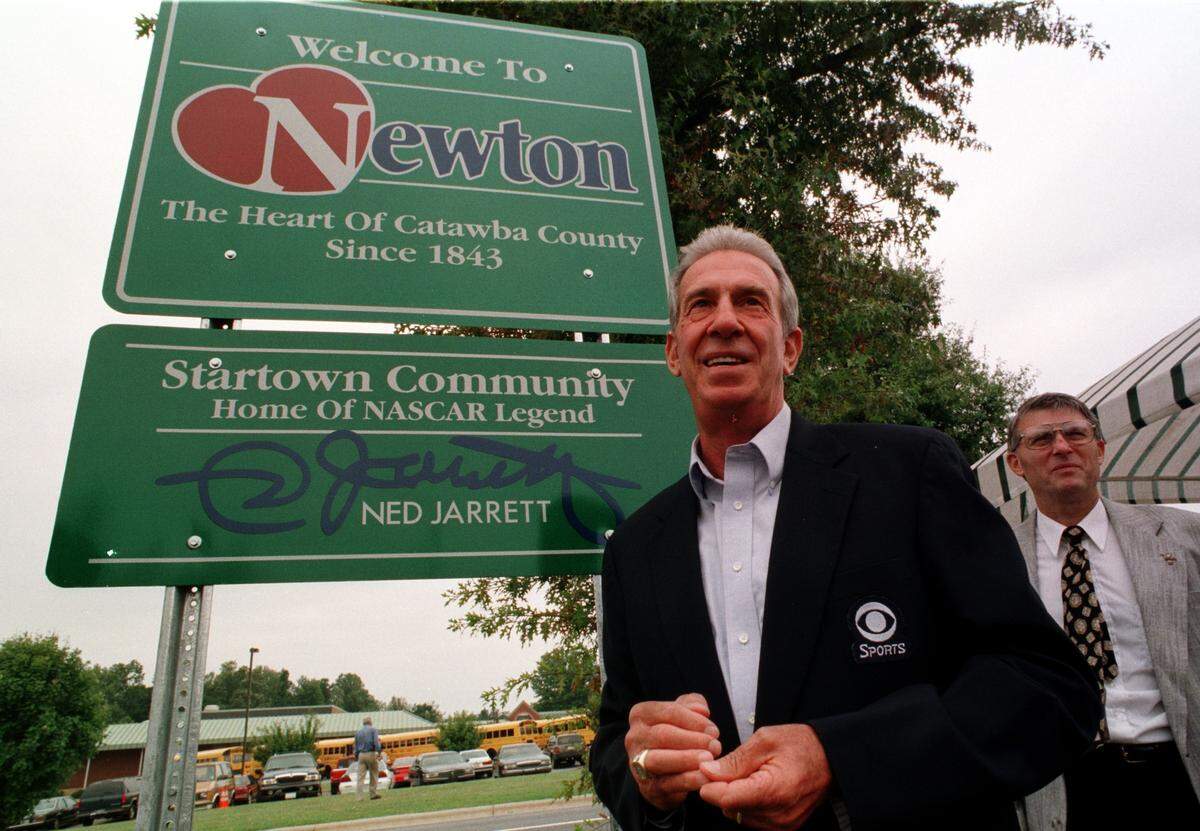 9/29/98 NASCAR legend Ned Jarrett was honored by the city of Newton, which placed signs at the jcity entrances commemorating Jarrett's hometown community.