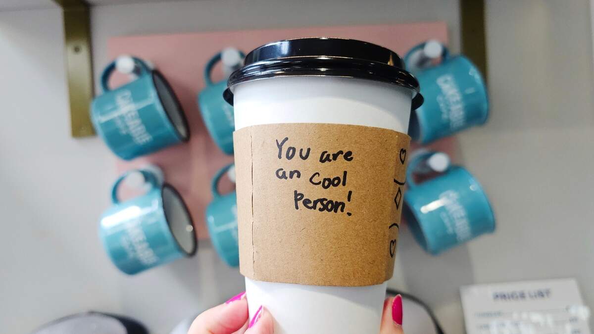 Cakeable Charlotte, which offers coffee, cakes and other sweets, has a new brick-and-mortar space. Vocational training manager Amanda Jones said that notes on coffee sleeves are feel-good and often funny, like the uplifting, yet direct, message “It could be worse.” Other notes said “You are such an awesome person!” and “Have a brewtiful morning!”