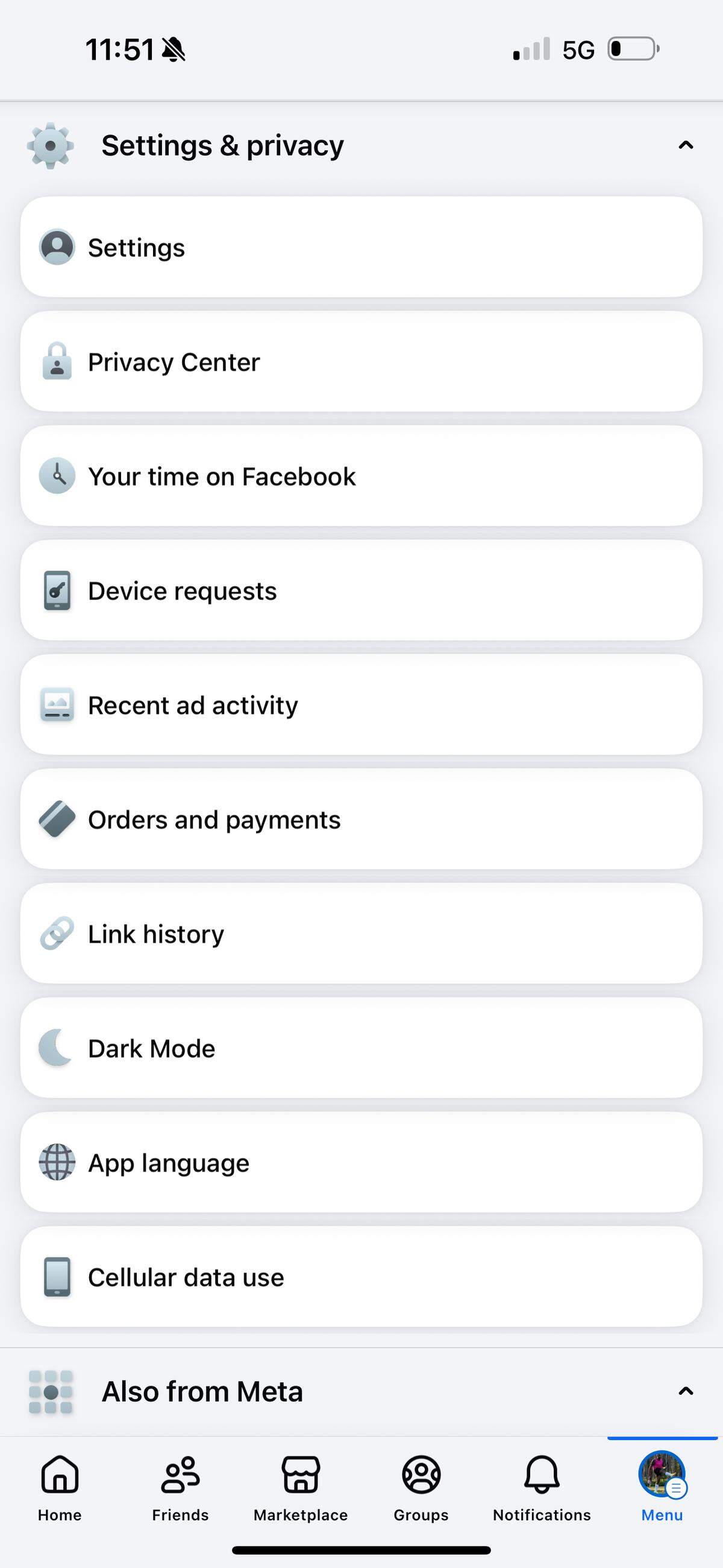 This screenshot shows the “Settings & privacy” menu on the Facebook app.