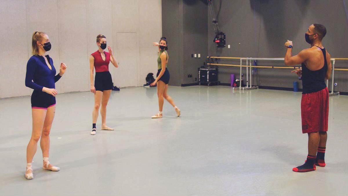 Ja’ Malik in rehearsal with Charlotte Ballet dancers (left to right) Sarah Hayes Harkins, Emily Porter and Shaina Wire. Ja’ Malik’s work “gypsy moths” will be featured in the ballet’s “Innovative 1970” repertoire.