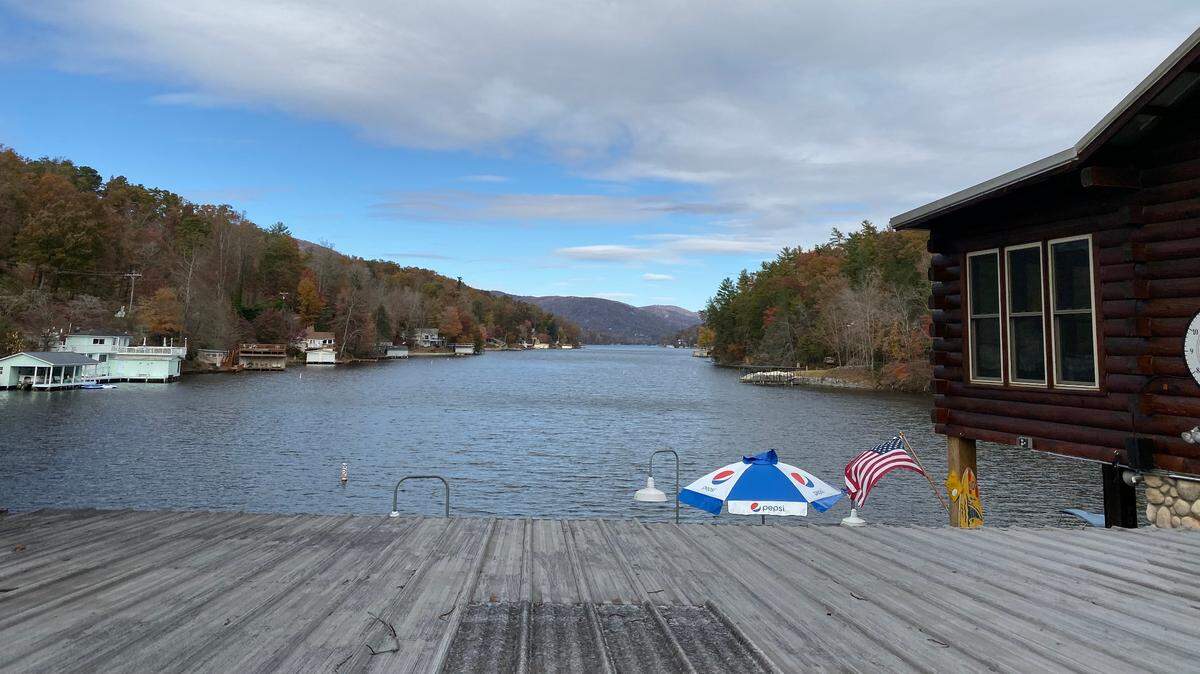 LakeHouse Restaurant in Lake Lure offers waterfront dining in a casual setting.