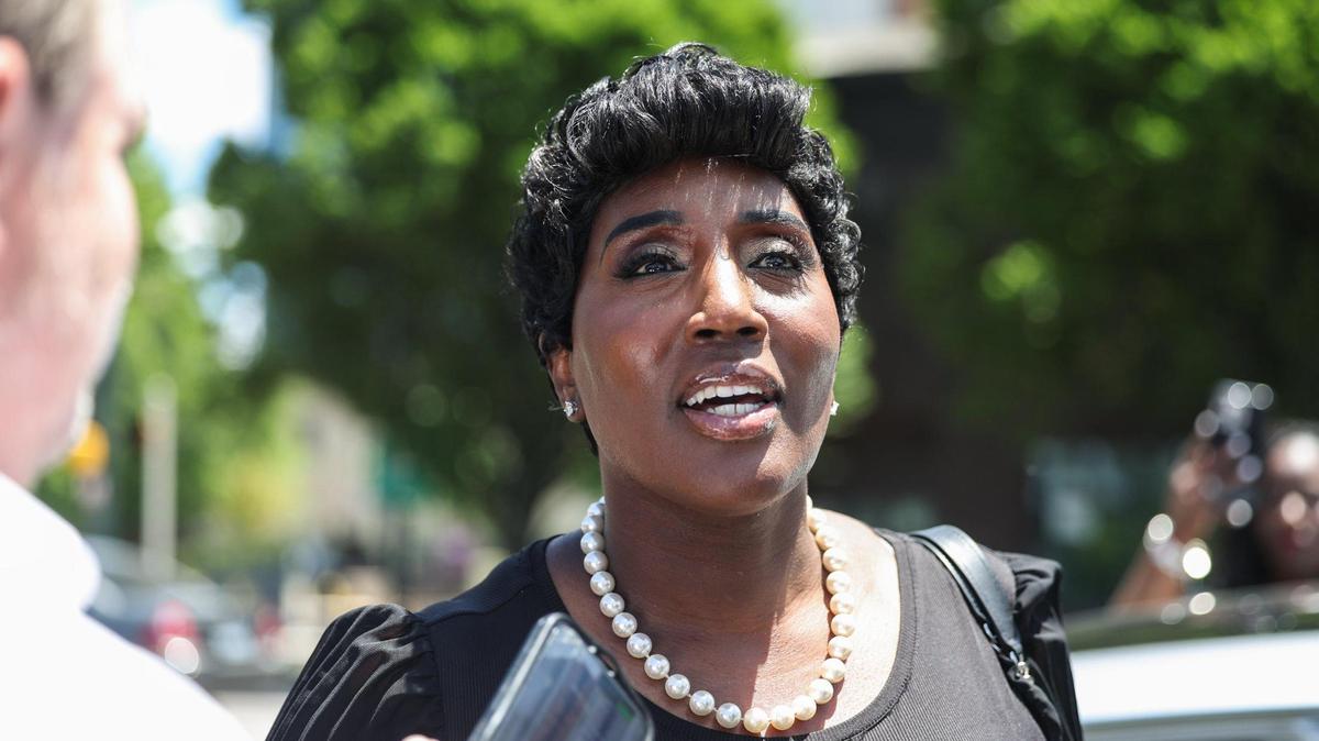 Former Charlotte City Councilwoman Tiawana Brown has agreed to a plea deal in her federal fraud case.