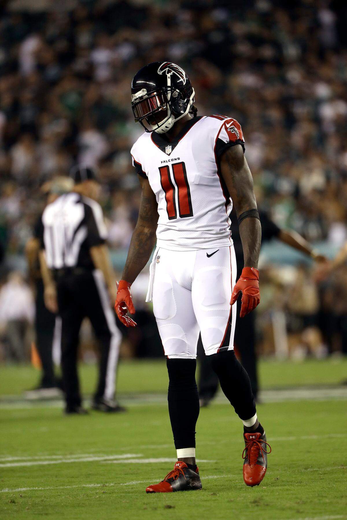 Atlanta Falcons’ Julio Jones will square off with Panthers cornerback James Bradberry once again this Sunday. (AP Photo/Matt Rourke)