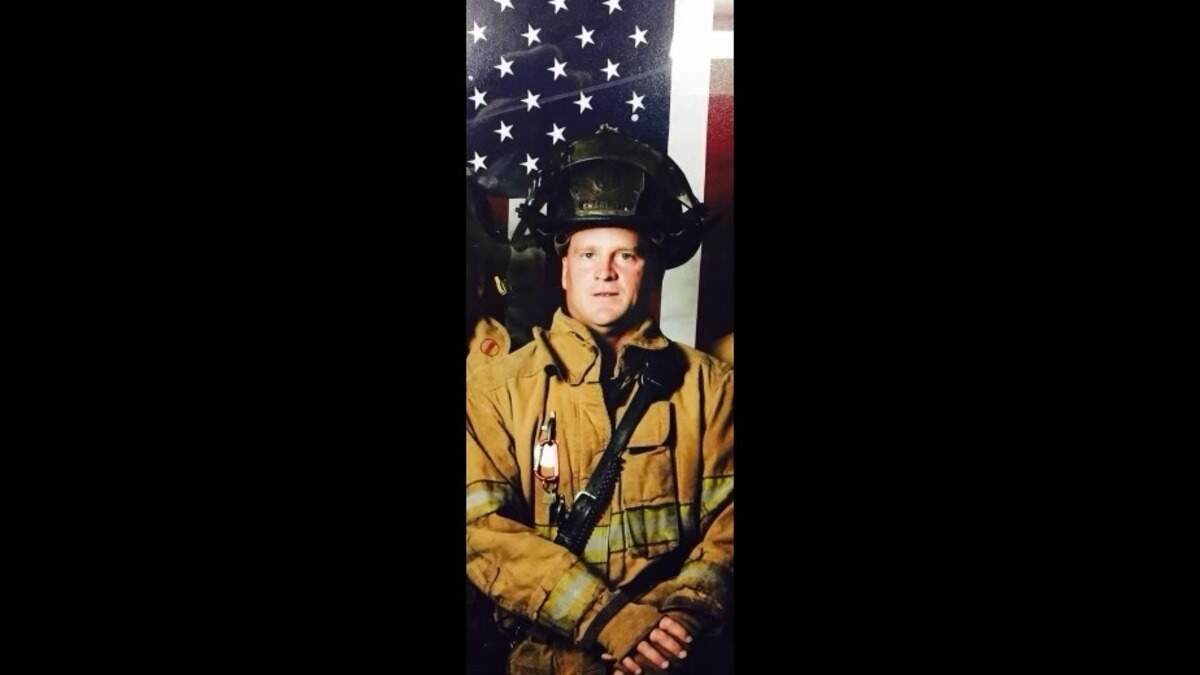 Retired Charlotte Fire Captain Tripp Fincher was seriously hurt after he plunged 20 to 25 feet off a tree while setting up a hunting stand in Kansas, a Medic spokesman said.