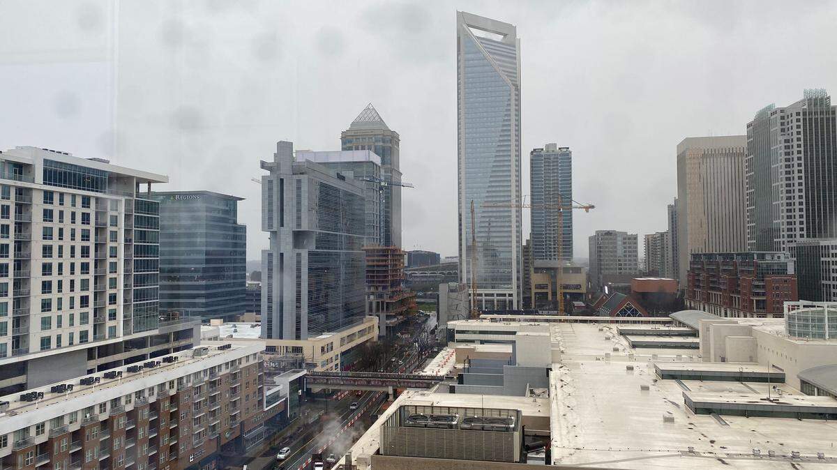 A winter weather advisory in effect for Charlotte area Thursday, with a wintry mix of rain, snow and sleet expected in the afternoon.