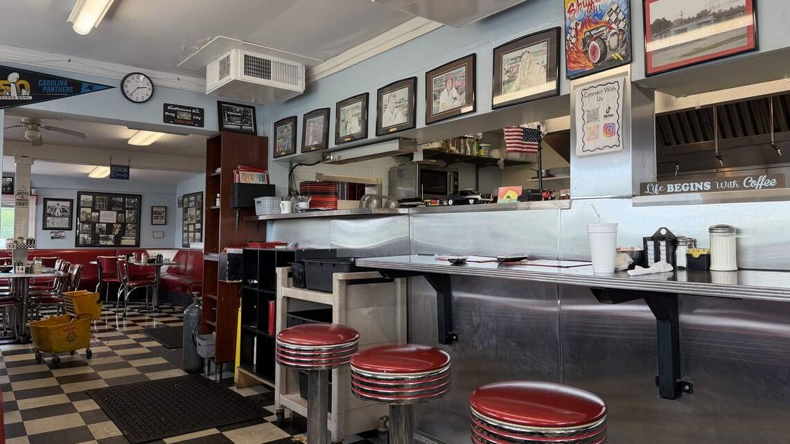 This Charlotte restaurant is a time machine, serving hungry diners since 1957