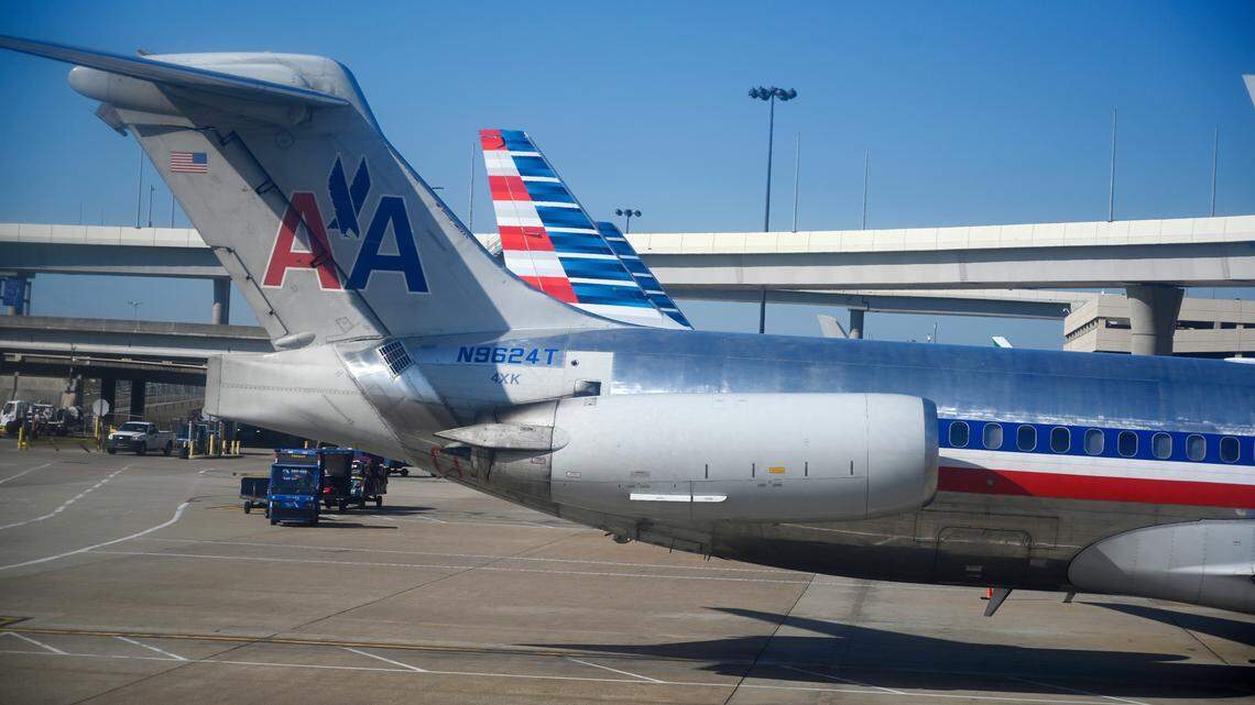 An American Airlines plane with University of Pittsburgh cheerleaders and fans aboard had just taken off for Greensboro when an odor forced it back to Charlotte. Officials haven’t said what caused the smell.