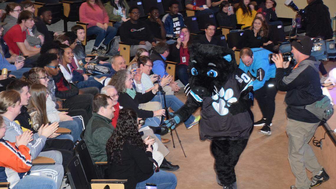 Panthers will host prom for South Carolina high school devastated by tornado