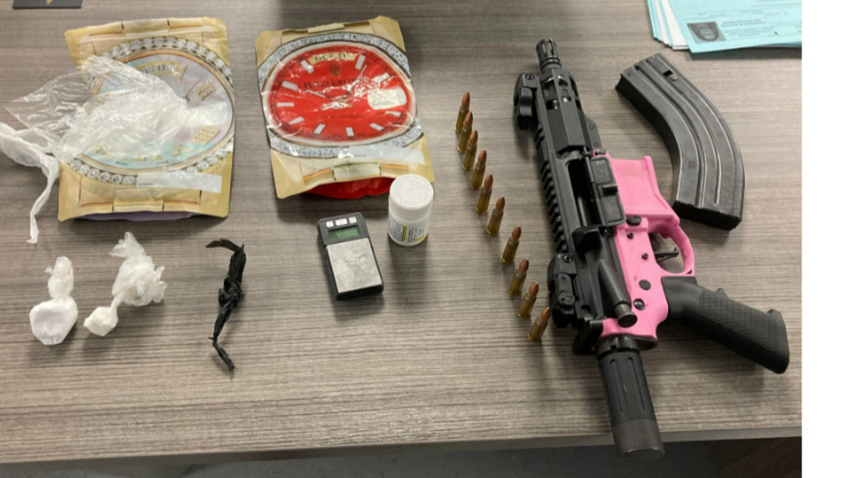 Deputies found a loaded AR-15-style firearm and drugs in the car of a Charlotte felon as he drove to his child’s Lake Norman elementary school, Iredell County Sheriff Darren Campbell said on Friday, Dec. 9, 2022. 