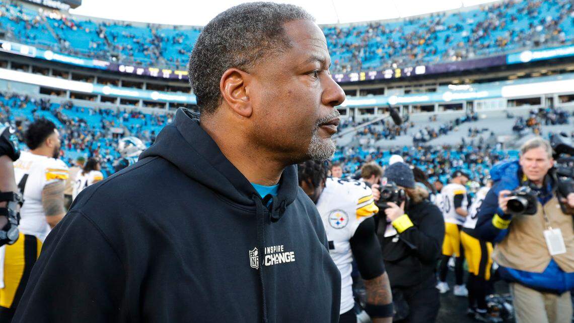 Carolina Panthers head coach Steve Wilks leaves the field after a game against the Pittsburgh Steelers at Bank of America Stadium in Charlotte, N.C., Sunday, Dec. 18, 2022.