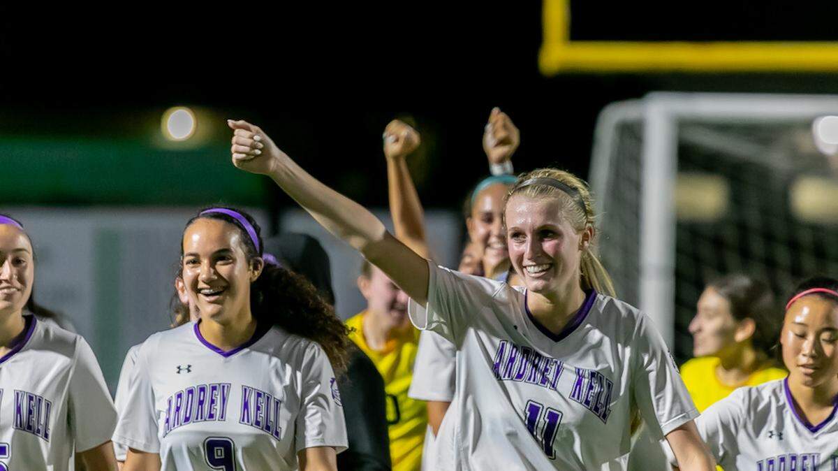 Ardrey Kell celebrates their win over Weddington sending them to the state playoffs