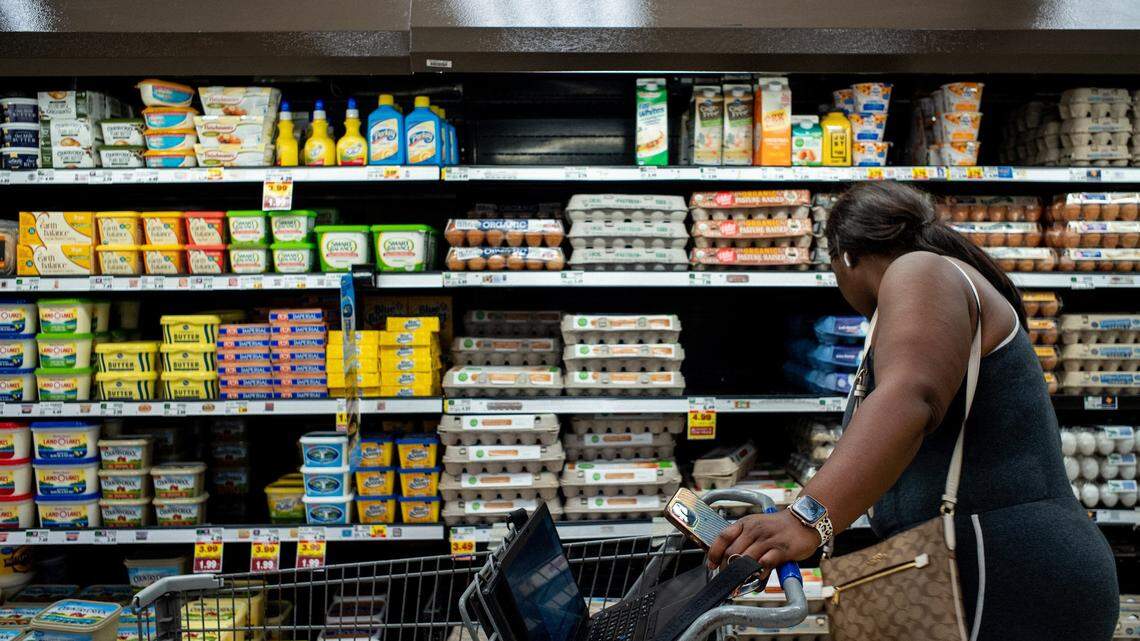 Economic challenges like inflation and higher interest rates are likely to persist into 2023 — but making a few changes to your finances can help you weather a downturn, N.C. economists say.