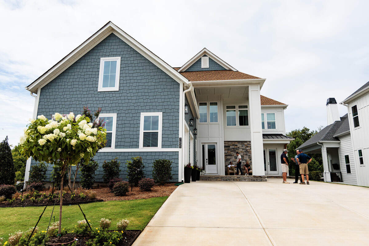 Lakeside Pointe will include 215 custom homes near Lake Norman in Sherrills Ford.