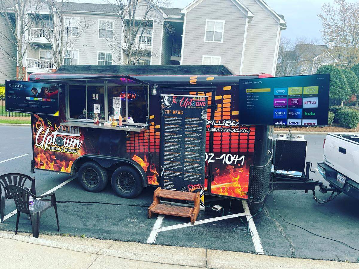 Uptown Grill & Beatz offers a variety of foods, including Uptown Bowlz, Egg Rollz and Wingz, fried fish and shrimp, and burgers and veggie burgers.
