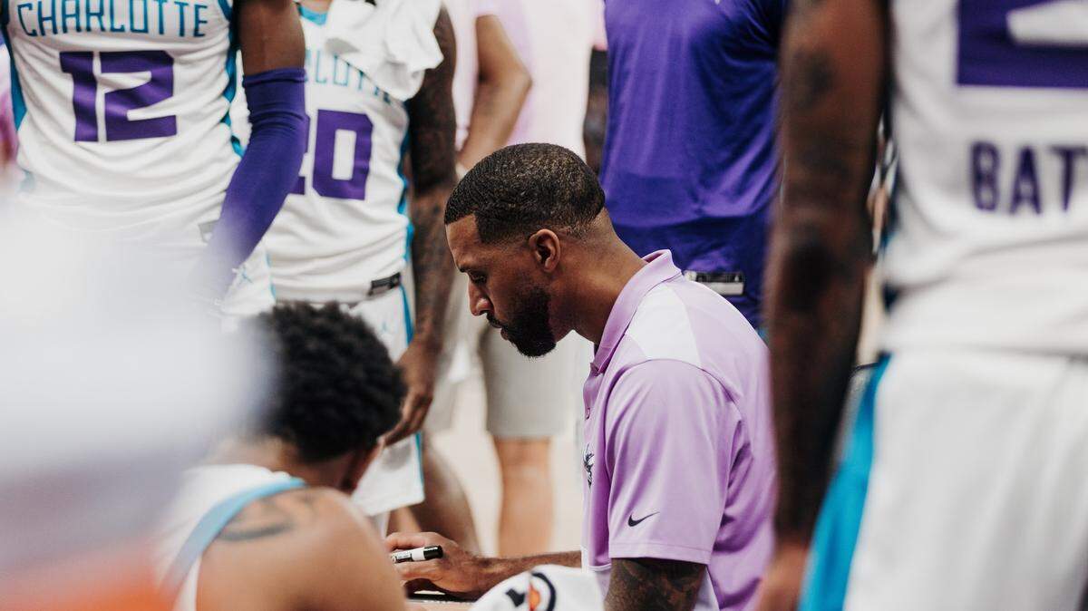 Charlotte Hornets coach Charles Lee is already winning over the players with his style.