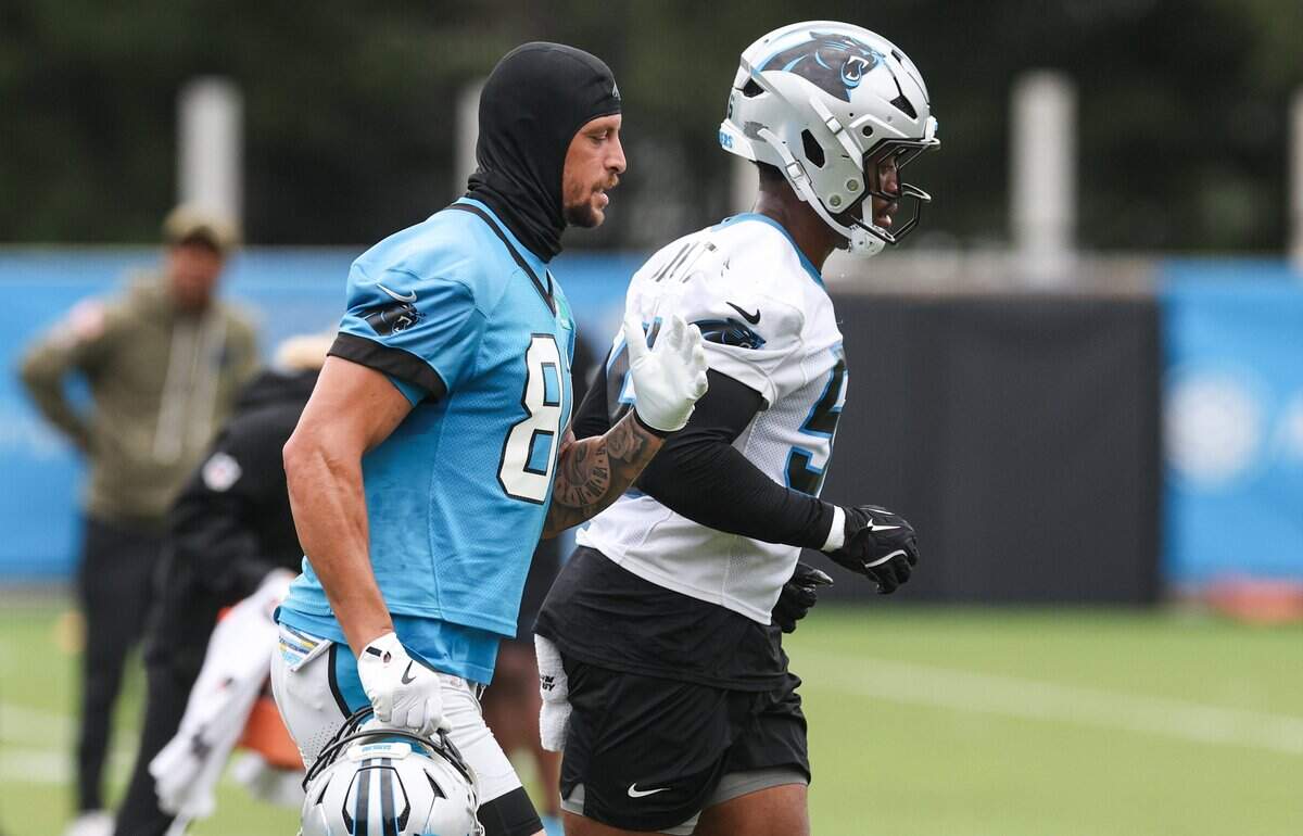 Tight end Feleipe Franks, left, takes part in Carolina Panthers Organized Team Activities on Tuesday, June 2, 2026.