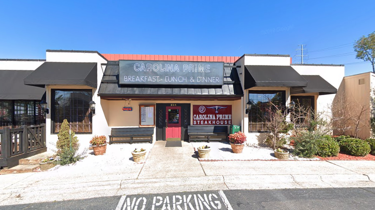 After 17 years on Woodlawn Road, Carolina Prime Steakhouse closed after serving customers one last time on Mother’s Day.