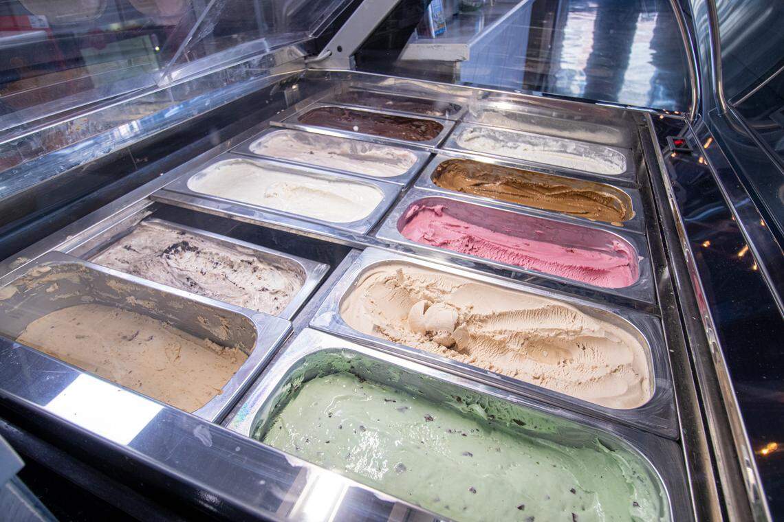 Capishe offers a variety of gelato flavors.