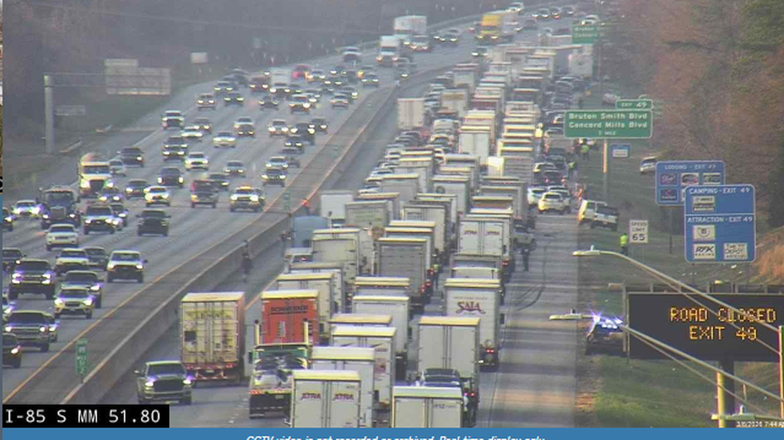 Some lanes of southbound I-85 reopen after crash kills 2 near Concord, NCDOT says